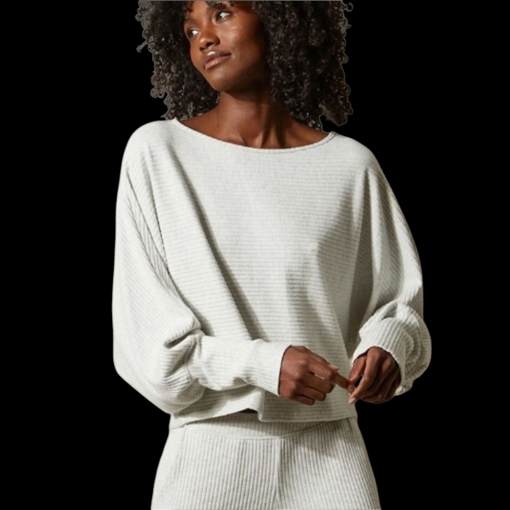 NWT VELVET by Graham & Spencer Light Gray Ribbed Dolman Sleeve Pullover Top